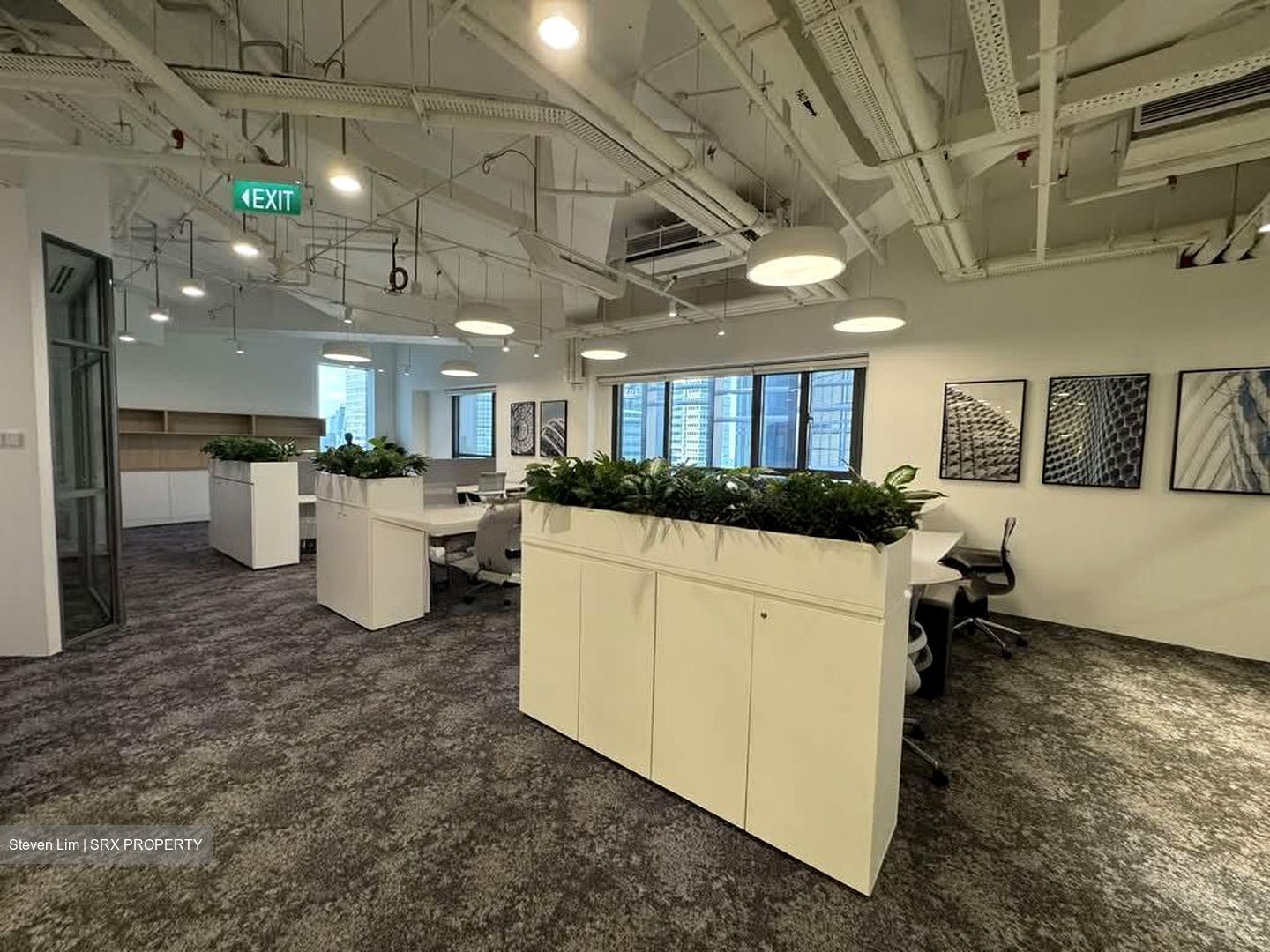 PLUS (D1), Office #561530371
